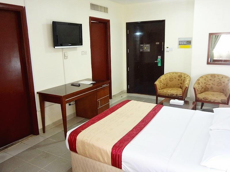London Crown 2 Hotel Apartments Dubaï Extérieur photo
