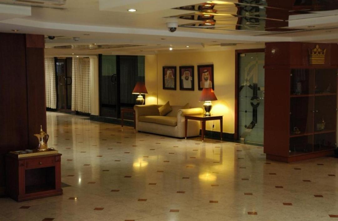 London Crown 2 Hotel Apartments Dubaï Extérieur photo